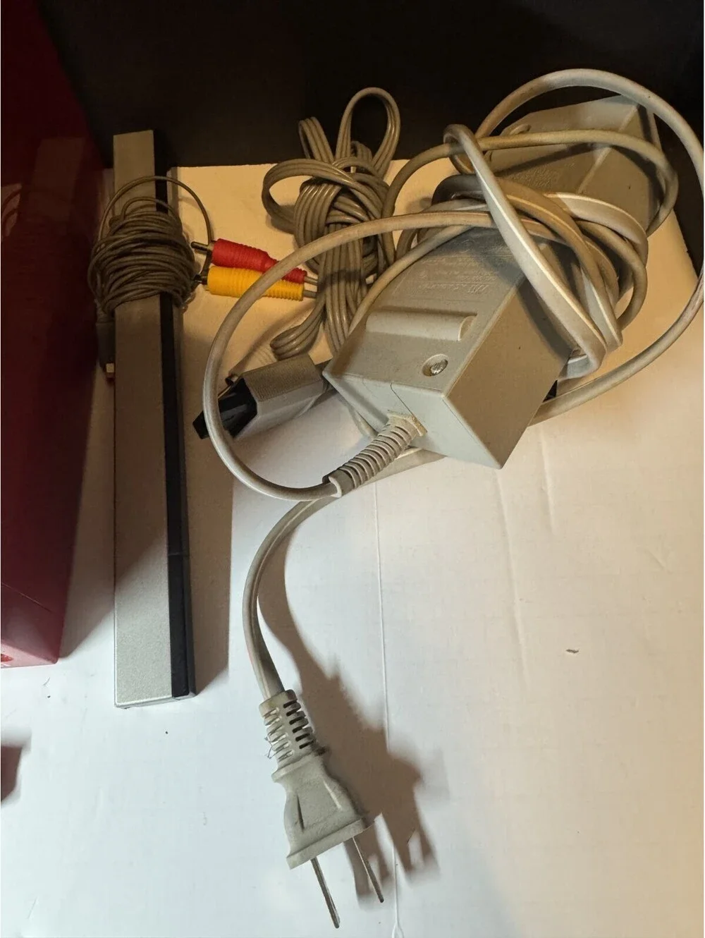 Nintendo Wii Console RVL-001 Red 25th Anniversary Console Works - Remote Doesn't